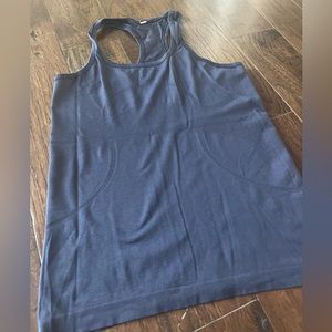 Lululemon swiftly 2.0 tank